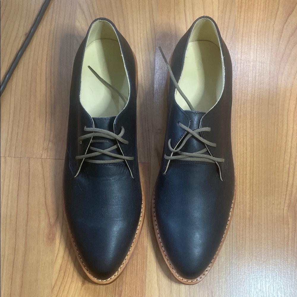 Nisolo Black Womens Laceup James oxfords